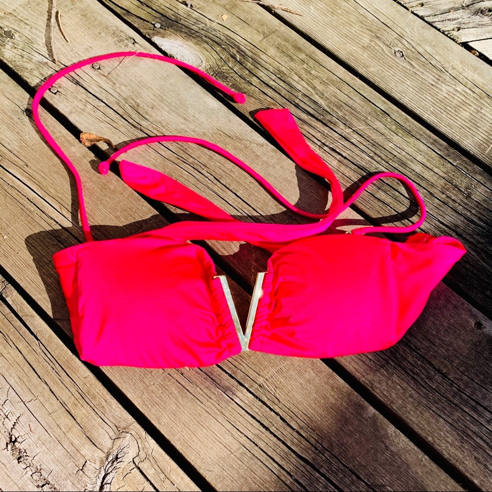Victoria’s Secret Swim Top!